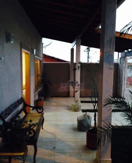 Foto 4 de Casa com 2 quartos à venda, 276m2 em Jardim Esplanada, Pouso Alegre - MG