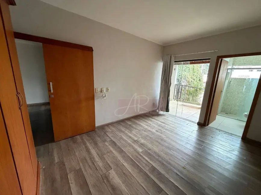 Foto 8 de Casa com 2 quartos à venda, 276m2 em Jardim Esplanada, Pouso Alegre - MG