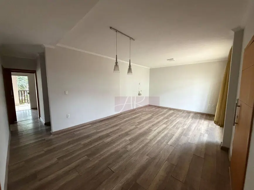 Foto 3 de Casa com 2 quartos à venda, 276m2 em Jardim Esplanada, Pouso Alegre - MG