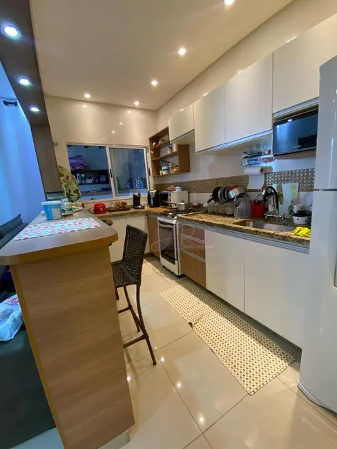 Foto 5 de Casa com 2 quartos à venda, 120m2 em Pouso Alegre - MG