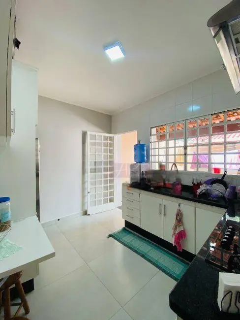 Foto 4 de Casa com 2 quartos à venda, 62m2 em Fátima III, Pouso Alegre - MG