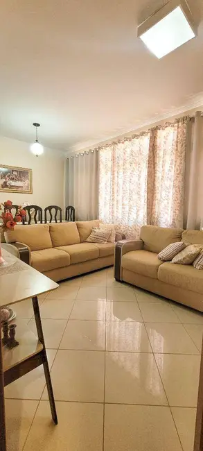 Foto 2 de Apartamento com 3 quartos à venda, 132m2 em Centro, Pouso Alegre - MG