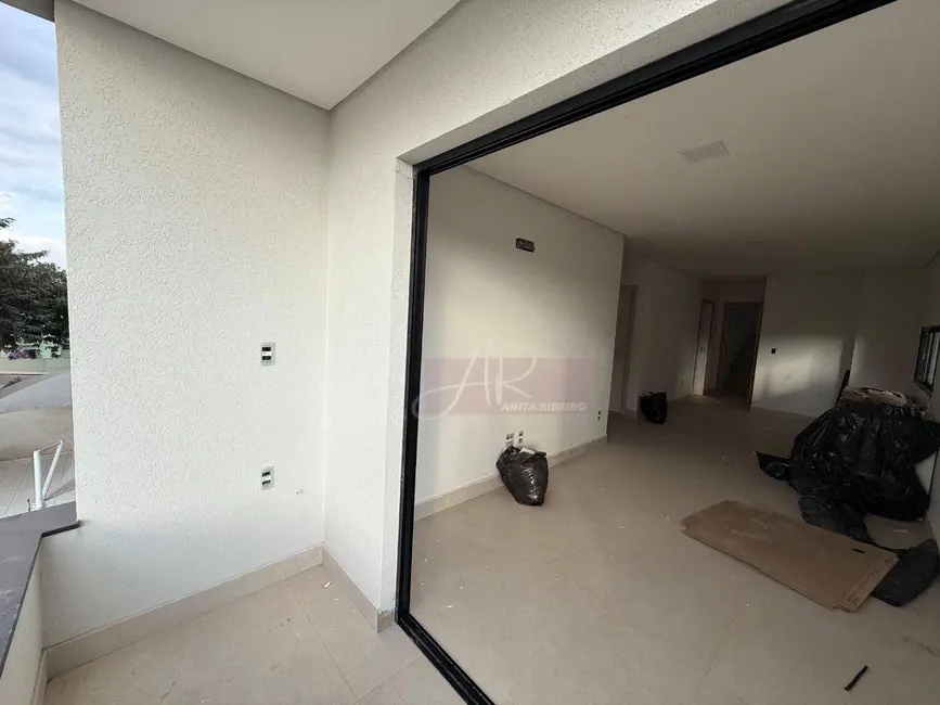 Apartamento com 2 quartos à venda, 63m2 em Pouso Alegre - MG - imagem 2 Foto 2 de Apartamento com 2 quartos à venda, 63m2 em Pouso Alegre - MG