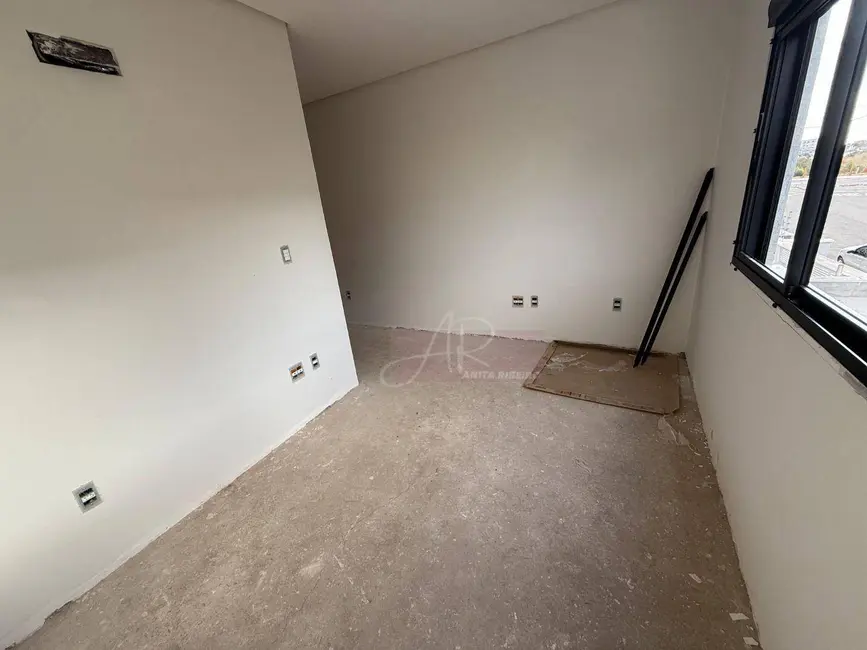 Apartamento com 2 quartos à venda, 63m2 em Pouso Alegre - MG - imagem 4 Foto 4 de Apartamento com 2 quartos à venda, 63m2 em Pouso Alegre - MG