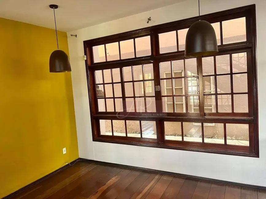 Casa com 4 quartos à venda, 600m2 em Pouso Alegre - MG - imagem 4 Foto 4 de Casa com 4 quartos à venda, 600m2 em Pouso Alegre - MG