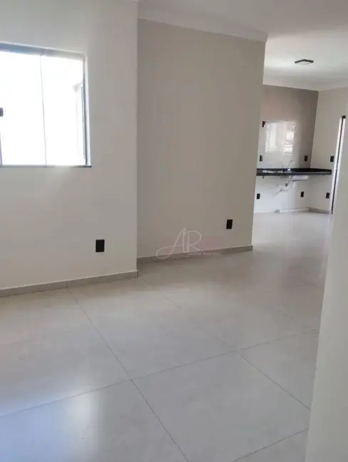Foto 2 de Apartamento com 3 quartos à venda, 80m2 em Jardim Aureliano, Pouso Alegre - MG