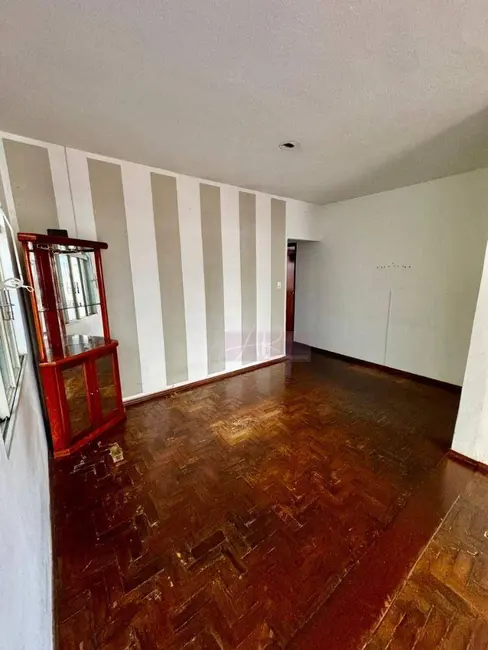 Foto 5 de Casa com 3 quartos à venda, 309m2 em Pouso Alegre - MG