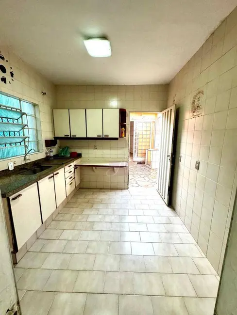 Foto 7 de Casa com 3 quartos à venda, 309m2 em Pouso Alegre - MG