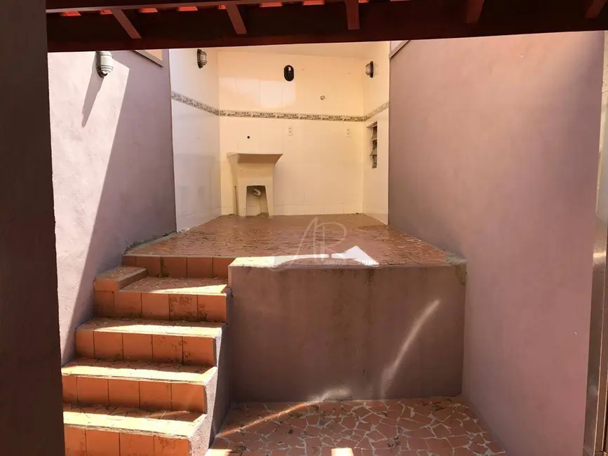 Foto 35 de Casa com 3 quartos à venda, 401m2 em Pouso Alegre - MG