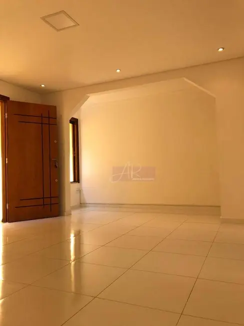 Foto 20 de Casa com 3 quartos à venda, 401m2 em Pouso Alegre - MG