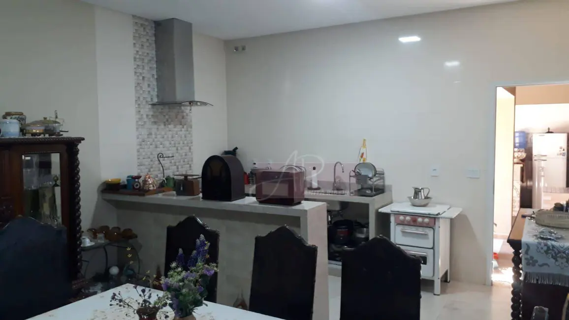 Casa com 4 quartos à venda, 300m2 em Jardim Floresta, Pouso Alegre - MG - imagem 5 Foto 5 de Casa com 4 quartos à venda, 300m2 em Jardim Floresta, Pouso Alegre - MG