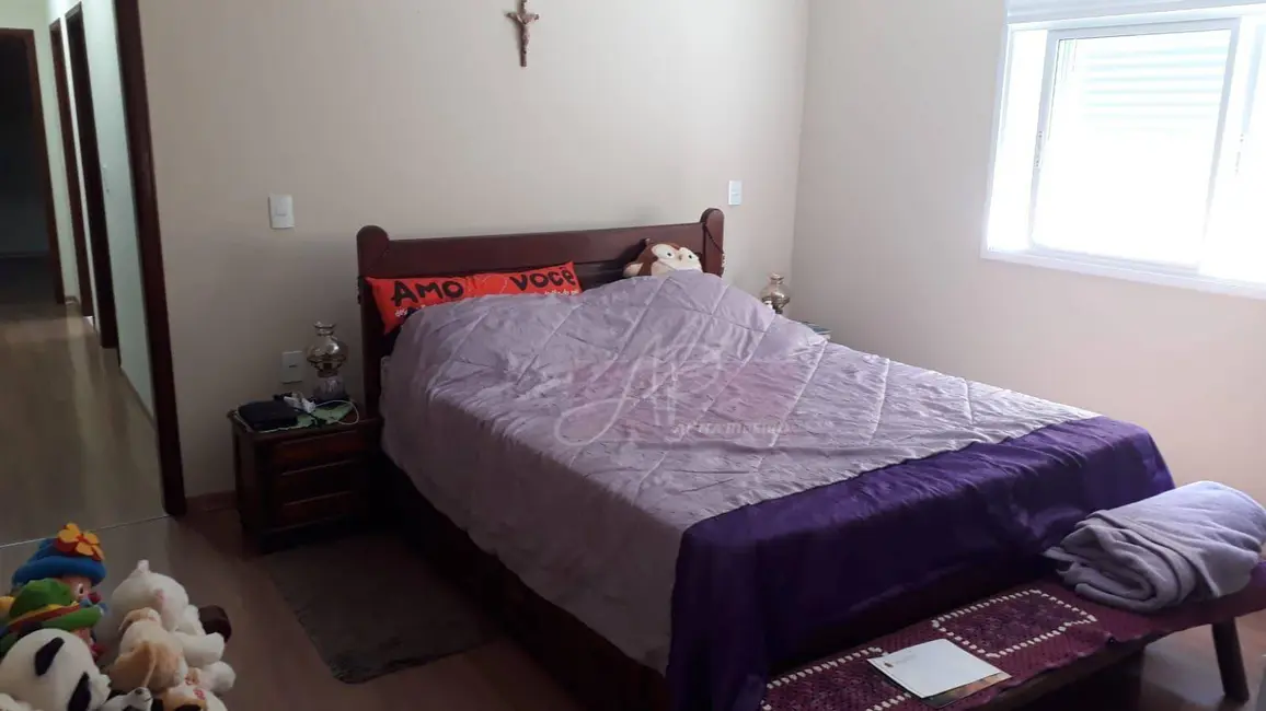 Casa com 4 quartos à venda, 300m2 em Jardim Floresta, Pouso Alegre - MG - imagem 9 Foto 9 de Casa com 4 quartos à venda, 300m2 em Jardim Floresta, Pouso Alegre - MG