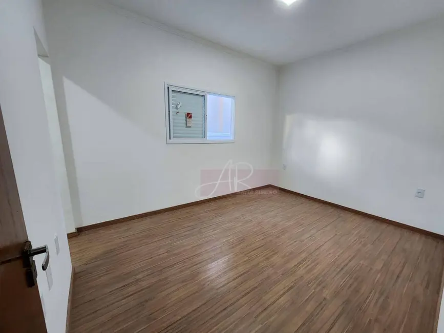 Foto 6 de Casa com 3 quartos à venda, 360m2 em Buritis, Pouso Alegre - MG