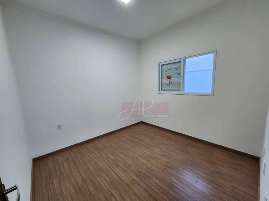 Foto 5 de Casa com 3 quartos à venda, 360m2 em Buritis, Pouso Alegre - MG