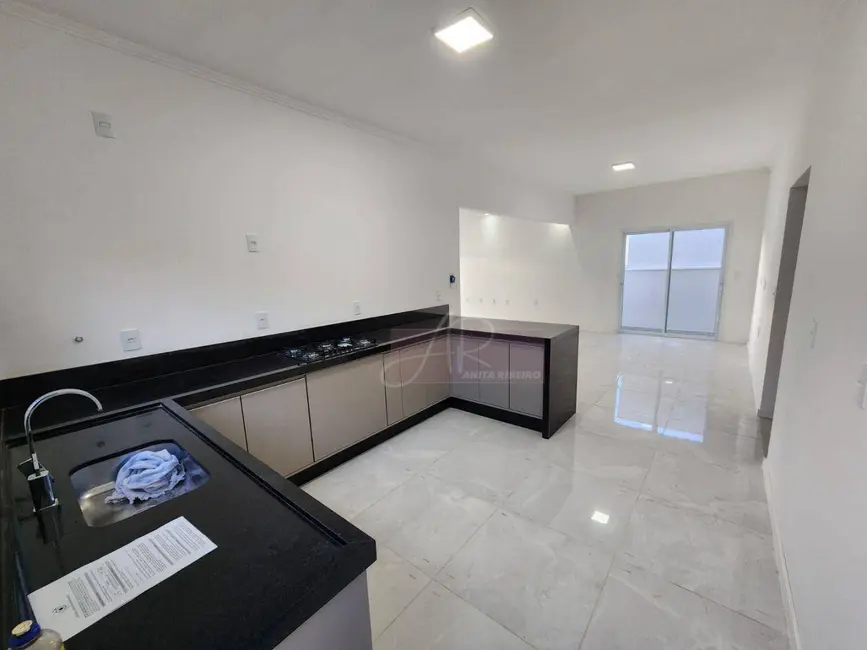 Foto 3 de Casa com 3 quartos à venda, 360m2 em Buritis, Pouso Alegre - MG