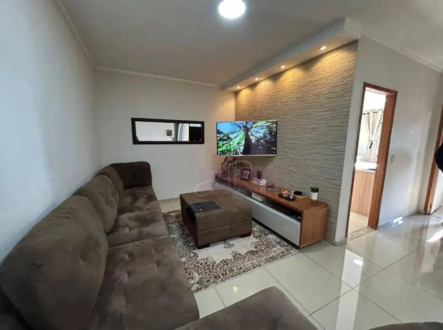 Foto 1 de Apartamento com 2 quartos à venda, 80m2 em Pouso Alegre - MG
