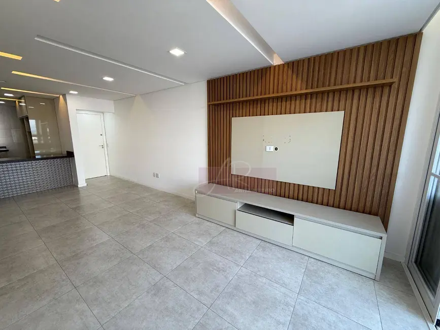 Foto 4 de Apartamento com 3 quartos à venda, 105m2 em Pouso Alegre - MG