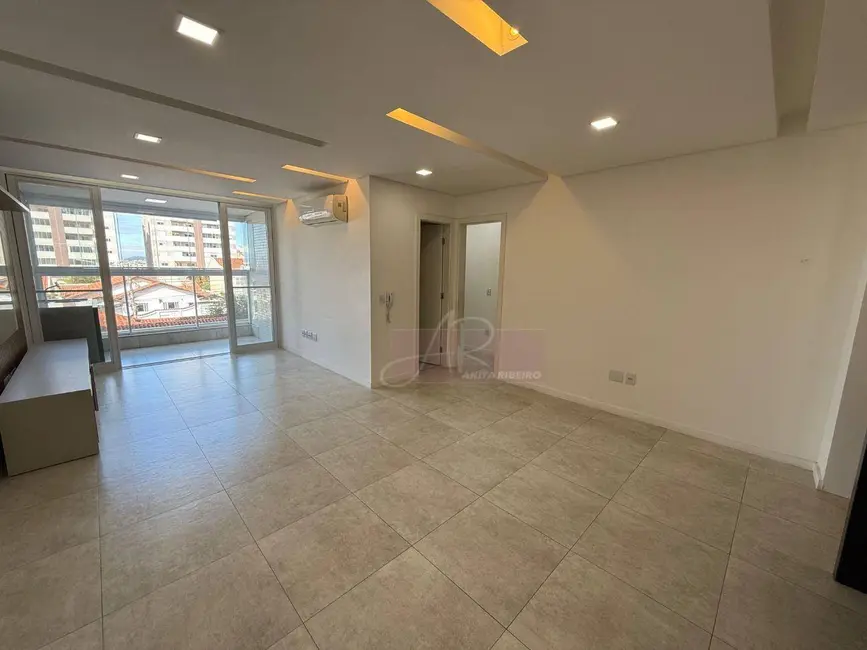 Foto 2 de Apartamento com 3 quartos à venda, 105m2 em Pouso Alegre - MG