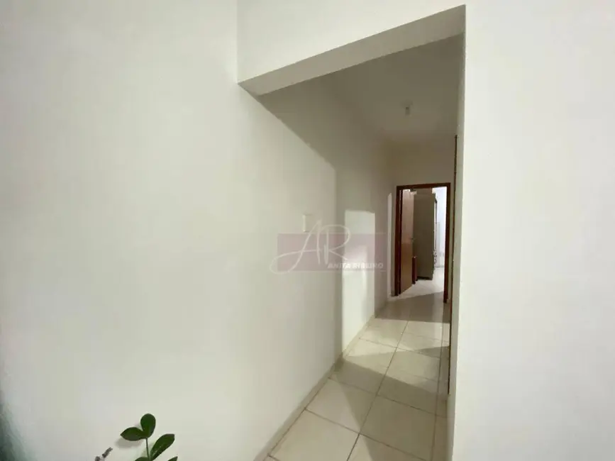 Apartamento com 2 quartos à venda, 65m2 em Bela Itália, Pouso Alegre - MG - imagem 9 Foto 9 de Apartamento com 2 quartos à venda, 65m2 em Bela Itália, Pouso Alegre - MG
