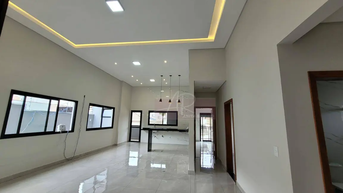Foto 2 de Casa com 3 quartos à venda, 300m2 em Colinas de Santa Bárbara, Pouso Alegre - MG