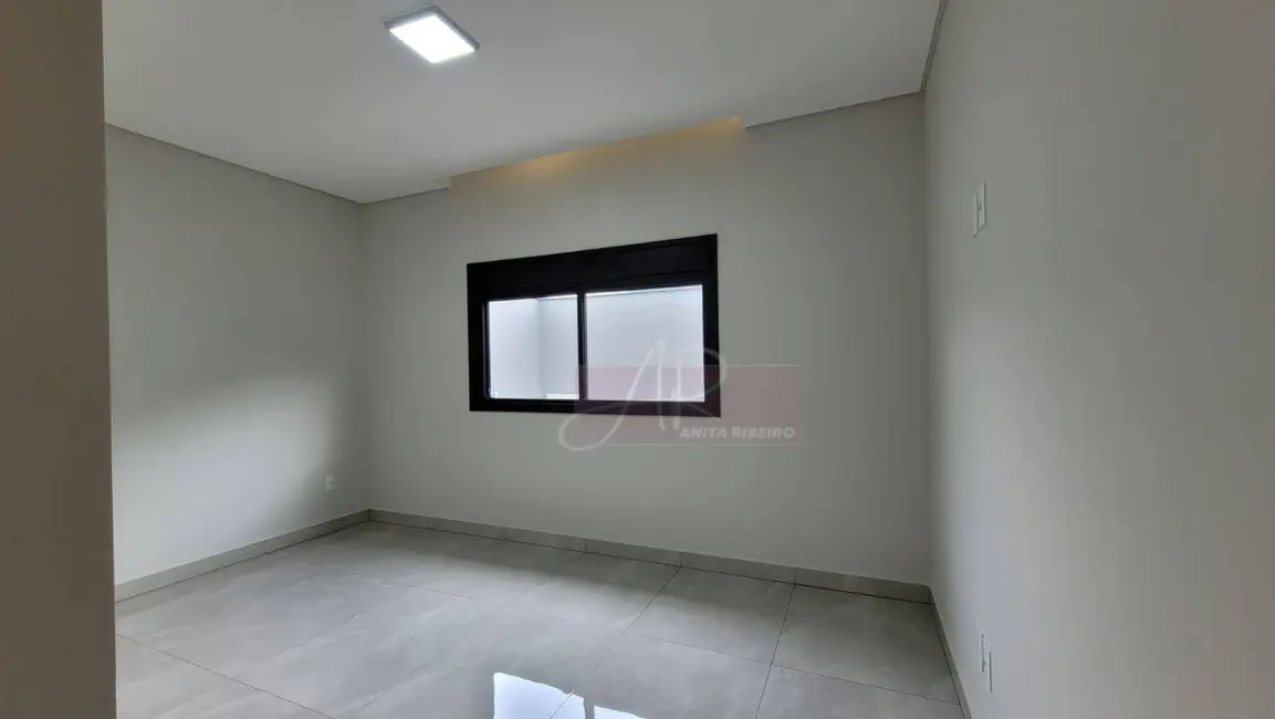 Casa com 3 quartos à venda, 300m2 em Colinas de Santa Bárbara, Pouso Alegre - MG - imagem 8 Foto 8 de Casa com 3 quartos à venda, 300m2 em Colinas de Santa Bárbara, Pouso Alegre - MG