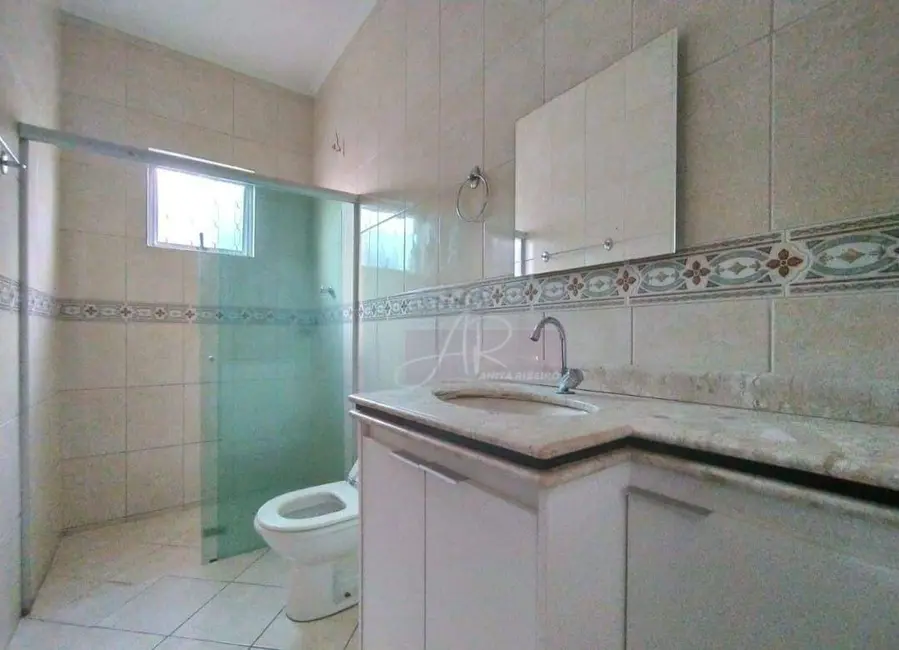 Casa com 4 quartos à venda, 150m2 em Jardim Aureliano, Pouso Alegre - MG - imagem 9 Foto 9 de Casa com 4 quartos à venda, 150m2 em Jardim Aureliano, Pouso Alegre - MG