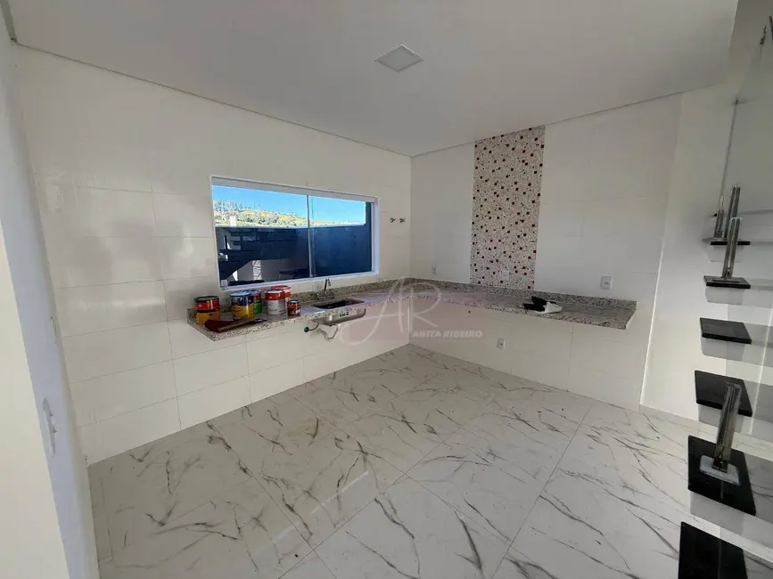 Foto 2 de Casa de Condomínio com 3 quartos à venda, 185m2 em Pouso Alegre - MG