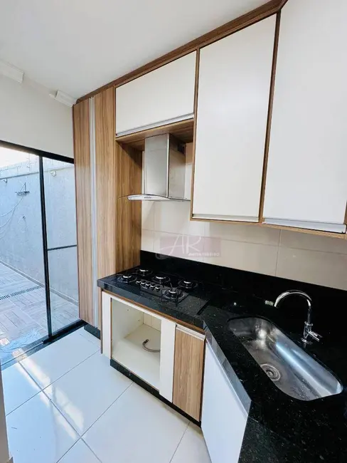Casa com 3 quartos à venda, 150m2 em Cidade Vergani, Pouso Alegre - MG - imagem 4 Foto 4 de Casa com 3 quartos à venda, 150m2 em Cidade Vergani, Pouso Alegre - MG