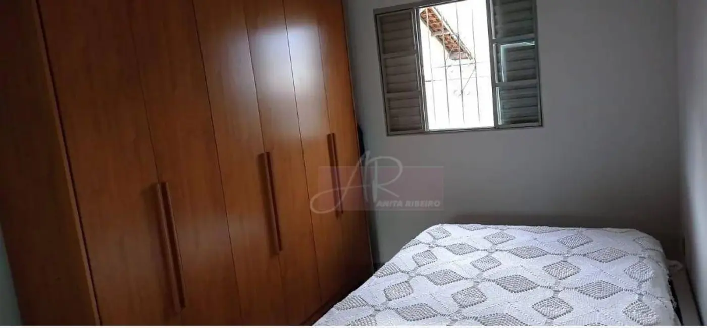 Foto 5 de Casa com 2 quartos à venda, 120m2 em Pouso Alegre - MG