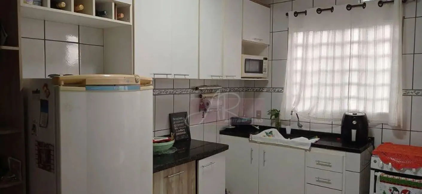 Foto 3 de Casa com 2 quartos à venda, 120m2 em Pouso Alegre - MG