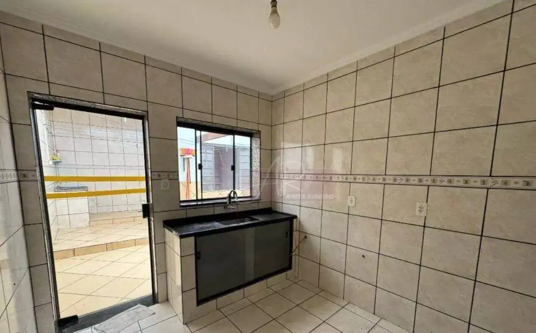 Casa com 2 quartos à venda, 85m2 em Jardim Yara, Pouso Alegre - MG - imagem 2 Foto 2 de Casa com 2 quartos à venda, 85m2 em Jardim Yara, Pouso Alegre - MG