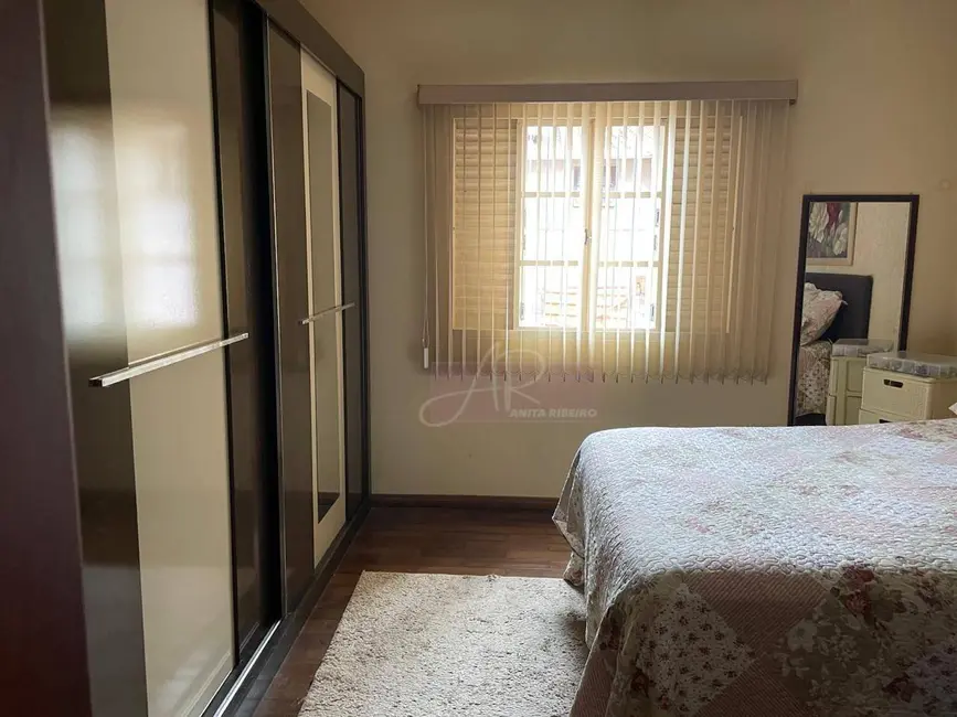Foto 6 de Casa com 4 quartos à venda, 450m2 em Fátima II, Pouso Alegre - MG