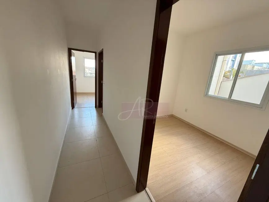 Apartamento com 3 quartos à venda, 85m2 em Centro, Pouso Alegre - MG - imagem 5 Foto 5 de Apartamento com 3 quartos à venda, 85m2 em Centro, Pouso Alegre - MG