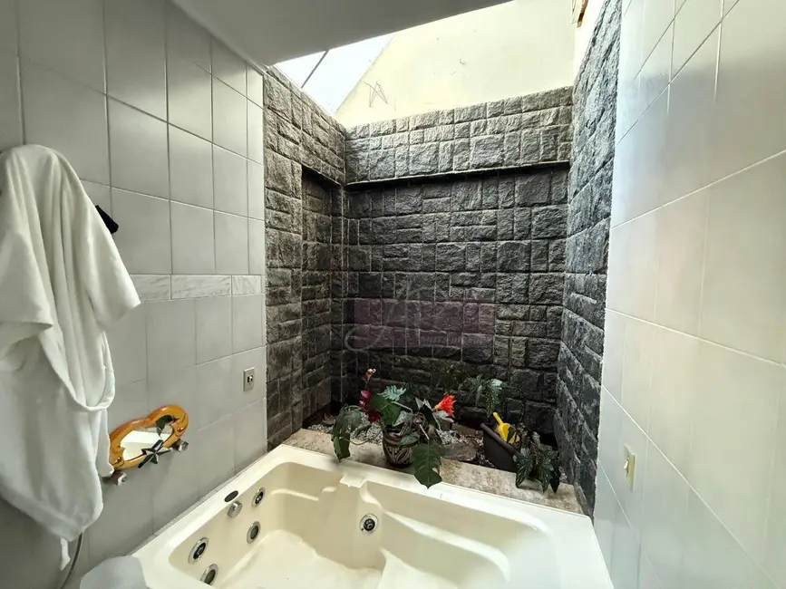 Foto 9 de Casa com 6 quartos à venda, 450m2 em Fátima I, Pouso Alegre - MG