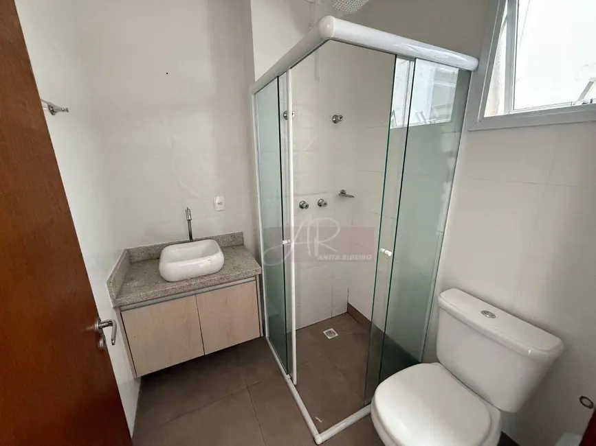 Apartamento com 3 quartos à venda, 85m2 em Centro, Pouso Alegre - MG - imagem 8 Foto 8 de Apartamento com 3 quartos à venda, 85m2 em Centro, Pouso Alegre - MG