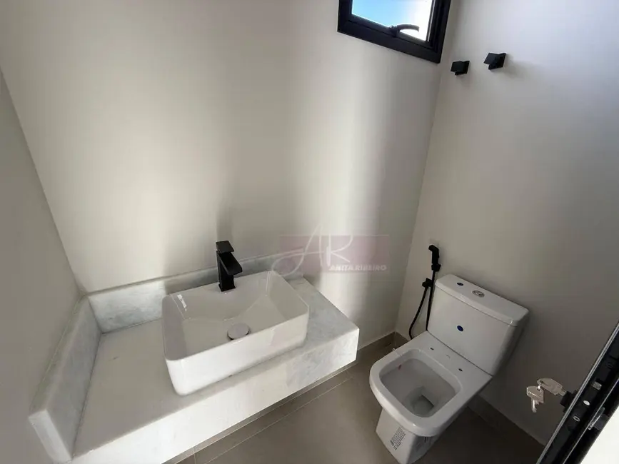 Casa com 4 quartos à venda, 344m2 em Pouso Alegre - MG - imagem 7 Foto 7 de Casa com 4 quartos à venda, 344m2 em Pouso Alegre - MG