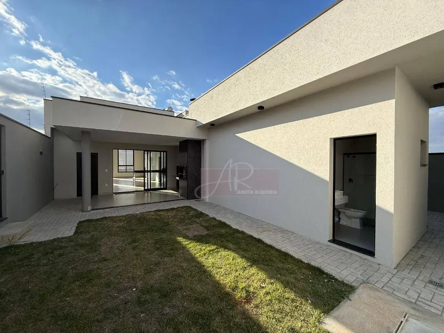 Casa com 4 quartos à venda, 344m2 em Pouso Alegre - MG - imagem 6 Foto 6 de Casa com 4 quartos à venda, 344m2 em Pouso Alegre - MG