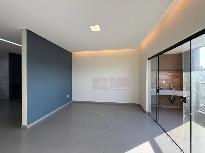 Foto 3 de Apartamento com 3 quartos à venda, 110m2 em Nhá Chica, Pouso Alegre - MG