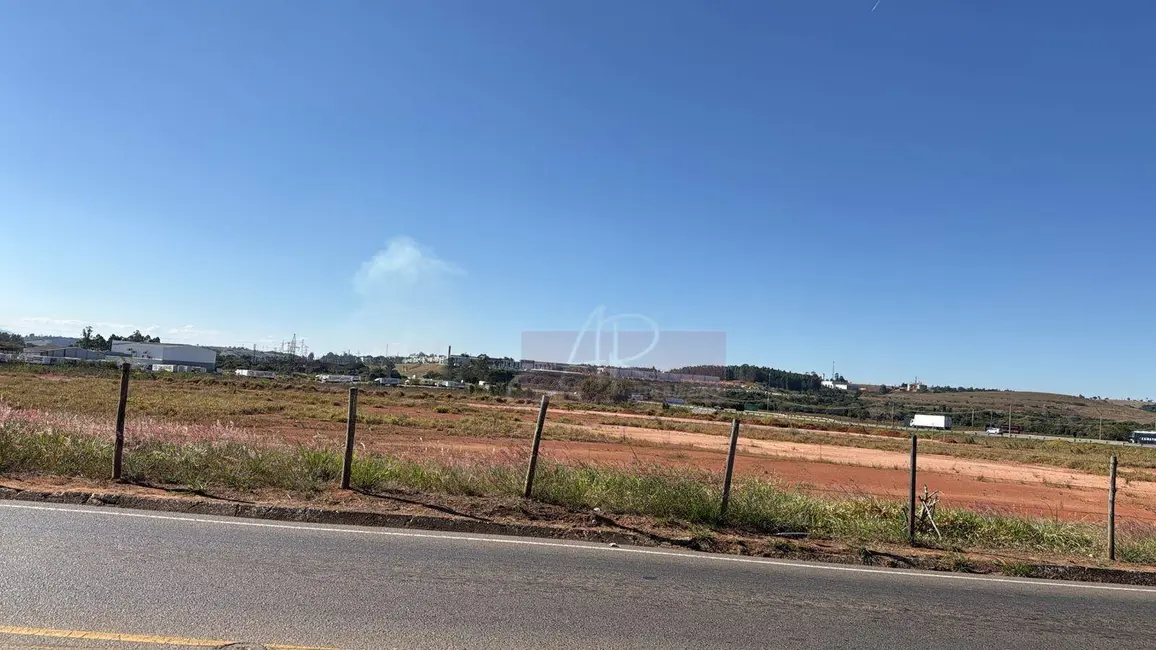 Terreno / Lote à venda, 73000m2 em Pouso Alegre - MG - imagem 1 Foto 1 de Terreno / Lote à venda, 73000m2 em Pouso Alegre - MG