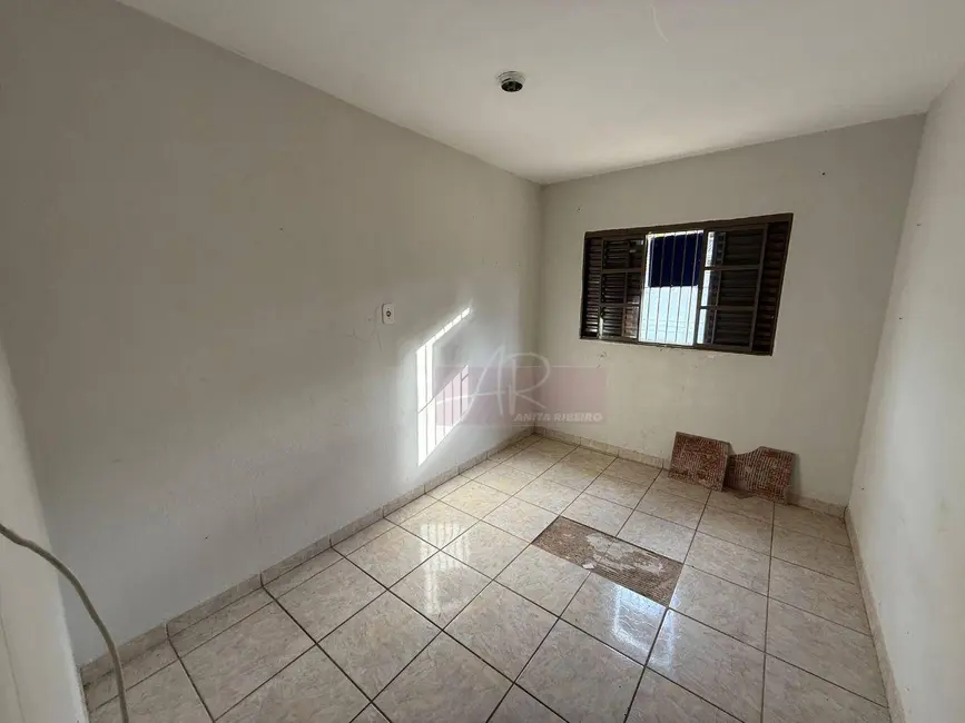 Foto 4 de Casa com 3 quartos à venda, 100m2 em Pouso Alegre - MG