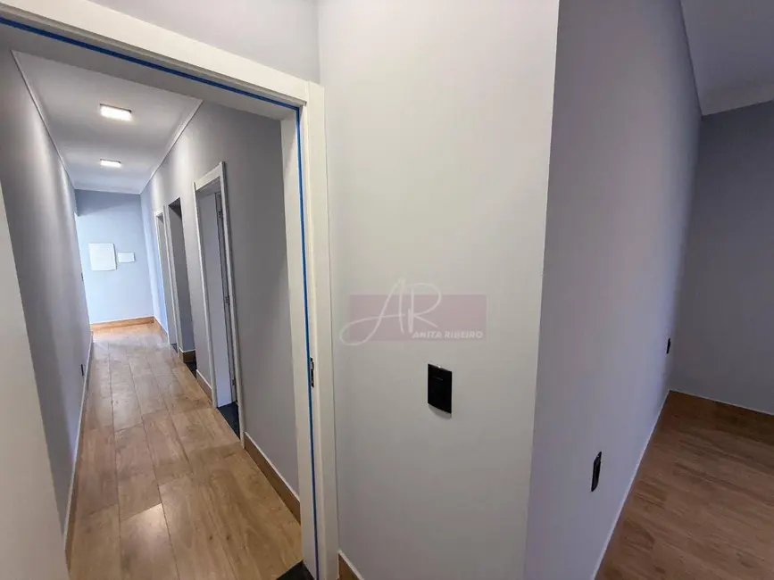 Foto 8 de Casa com 3 quartos à venda, 300m2 em Pouso Alegre - MG