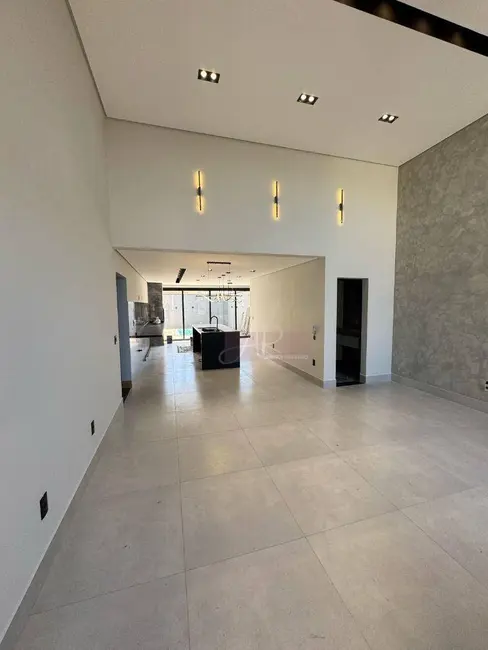 Foto 5 de Casa com 3 quartos à venda, 300m2 em Pouso Alegre - MG