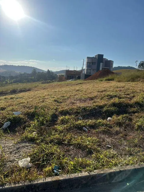 Foto 2 de Terreno / Lote à venda, 220m2 em Pouso Alegre - MG