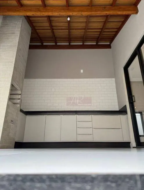 Foto 4 de Casa com 3 quartos à venda, 300m2 em Pouso Alegre - MG