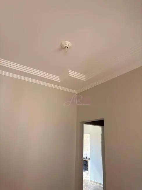 Casa com 2 quartos à venda, 200m2 em Pouso Alegre - MG - imagem 8 Foto 8 de Casa com 2 quartos à venda, 200m2 em Pouso Alegre - MG