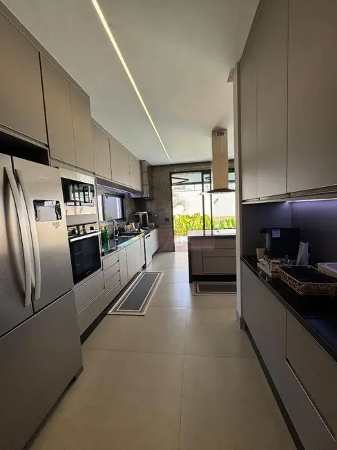 Foto 7 de Casa com 4 quartos à venda, 426m2 em Pouso Alegre - MG