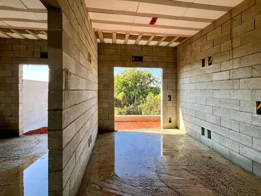 Foto 2 de Casa com 3 quartos à venda, 130m2 em Pouso Alegre - MG