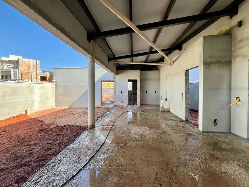 Foto 4 de Casa com 3 quartos à venda, 130m2 em Pouso Alegre - MG