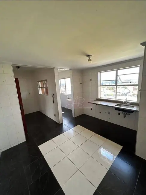 Apartamento com 3 quartos à venda, 120m2 em Centro, Pouso Alegre - MG - imagem 3 Foto 3 de Apartamento com 3 quartos à venda, 120m2 em Centro, Pouso Alegre - MG