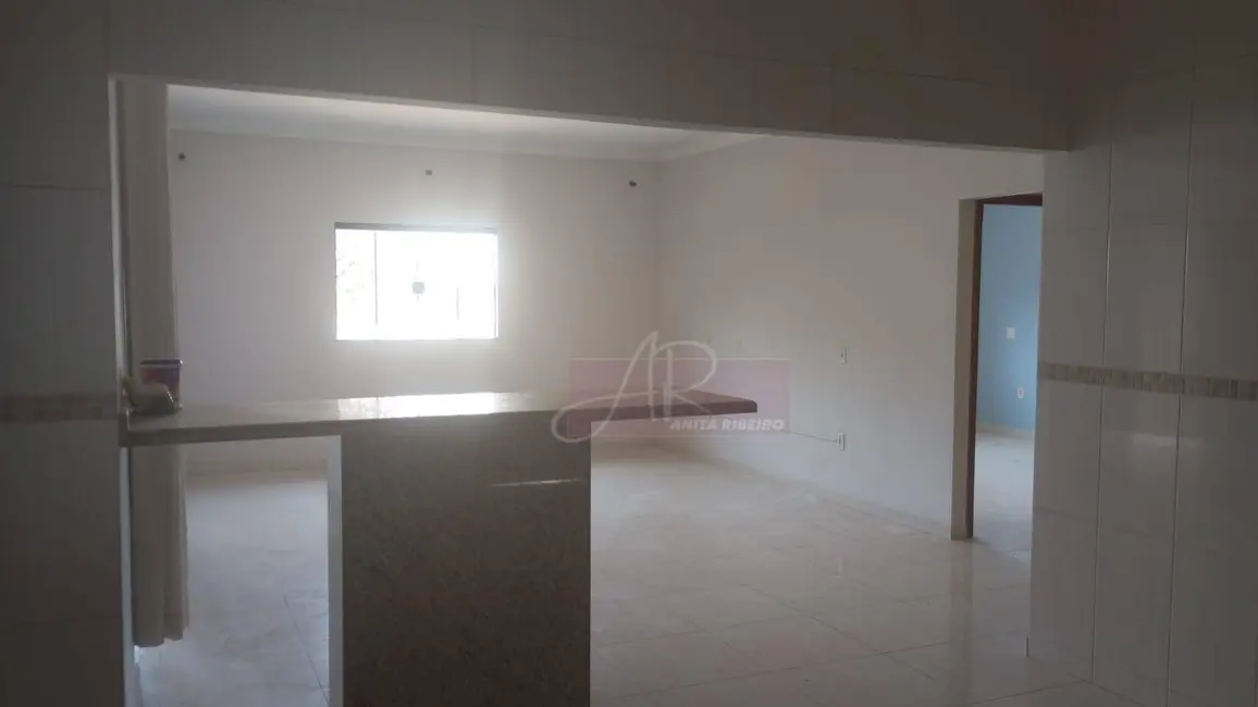 Casa com 2 quartos à venda, 300m2 em Pousada dos Campos III, Pouso Alegre - MG - imagem 3 Foto 3 de Casa com 2 quartos à venda, 300m2 em Pousada dos Campos III, Pouso Alegre - MG